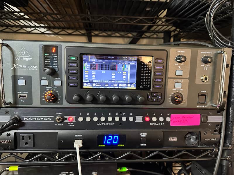 Behringer X32 Rack 40-Input 25-Bus Rackmount Digital Mixer