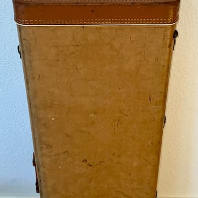 1950's Fender Musicmaster, Duo-Sonic Brown Guitar Case, Great Case for Your Guitar ! ! image 11