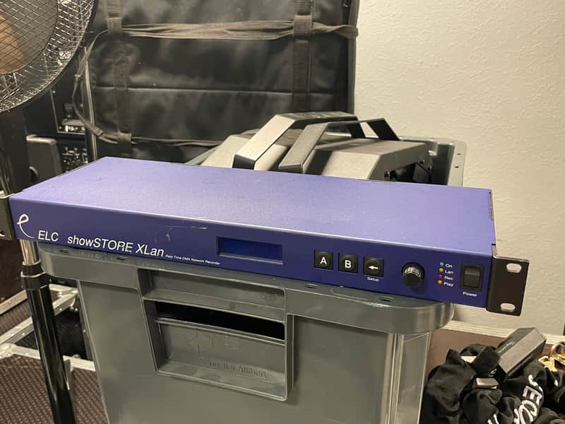 ELC showSTORE XLan DMX recorder image 1