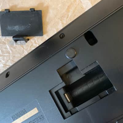 Yamaha PSS-790 1990 VGC 61key AWM FM Synth Stereo Speakers MIDI Sequencer Vector Dial image 16
