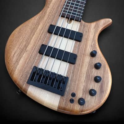 Elrick EVO PLATINUM 5 String Figured Curly Koa 2025 - Natural image 3