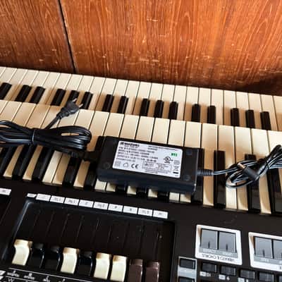 Hammond SKX 61-key Dual-manual Digital Organ w/ bag image 11