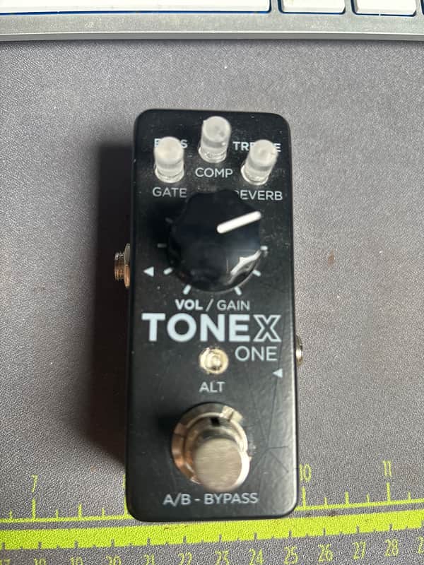 IK Multimedia ToneX One