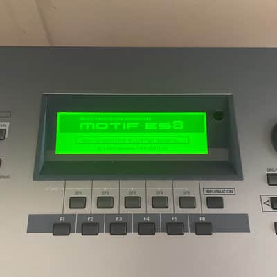 Yamaha Motif ES 8 Production Synthesizer 2000s - Gray image 3