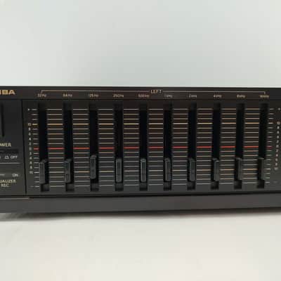 Toshiba EQ-E33 Graphic Equalizer 1985 - Black image 2