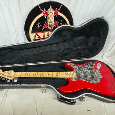 Fender Limited Edition '94 American Special Stratocaster Guitar with Case 1994 - Lipstick Red / Maple neck image 1