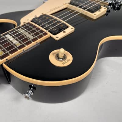 2011 Gibson Les Paul Classic Black Finish w/OHSC image 14