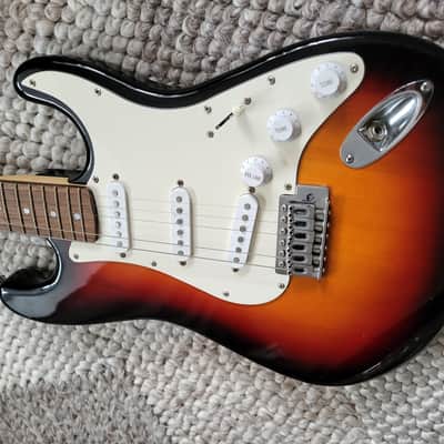 E-E-Gitarre Guitar ST Sunburst image 3