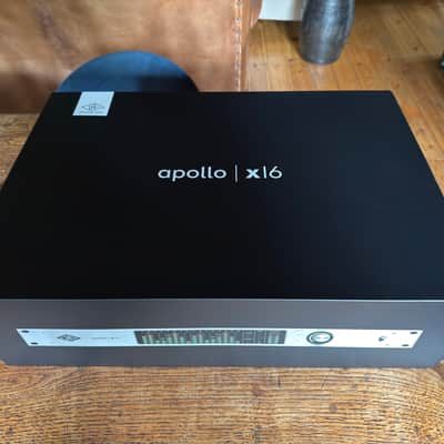 Universal Audio Apollo x16 Gen 2 - Mint, boxed image 10