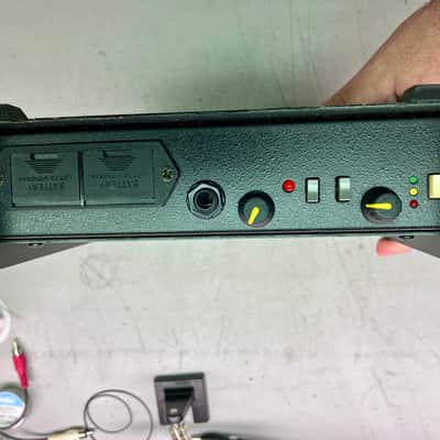 Whirlwind PRESSMITE Active Press Box with 1 Mic/Line in to 12 Mic/2 Line Out 1999 - Black image 4