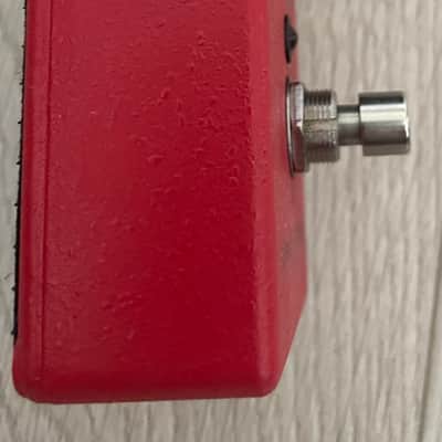 MXR M102 Dyna Comp 1995 - Present - Red image 4