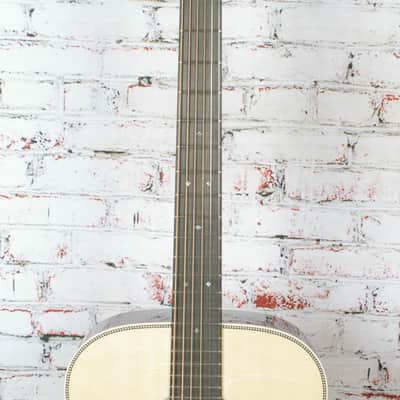 Martin Custom Shop 000-Size 14-Fret 28 Style - European Spruce/Wild Grain Rosewood - Natural image 3