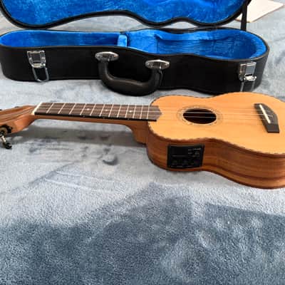 Aloha 358500A-Soprano 2003-2004 - Satin w/ Hard Case image 4