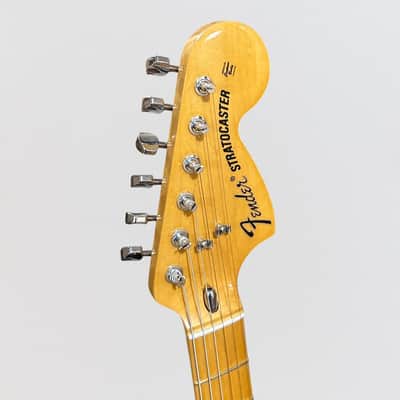 Fender Vintera II 70's Stratocaster Electric Guitar - Sunburst image 6