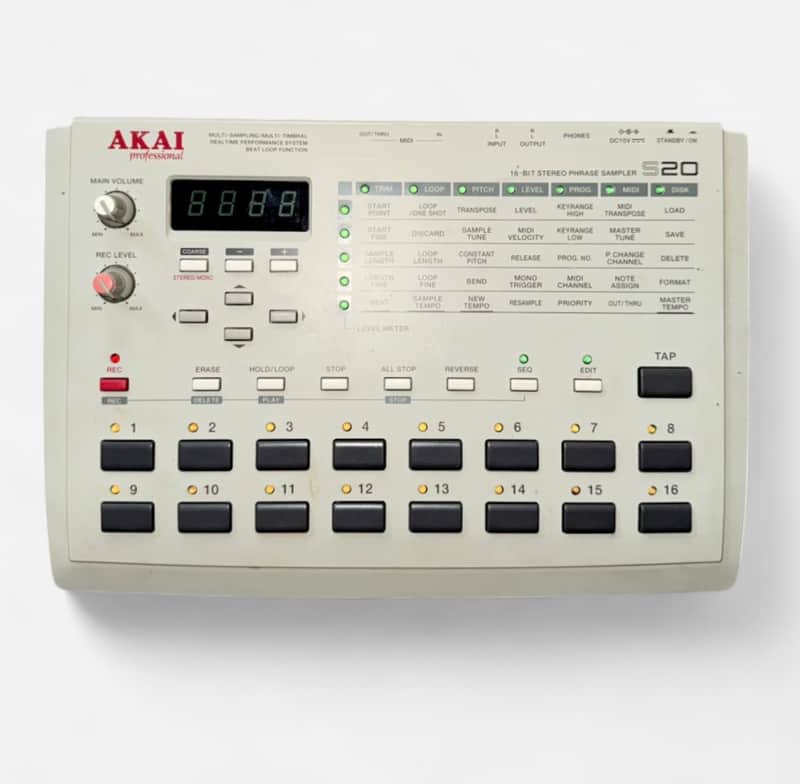 Akai S20 Stereo Phrase Sampler w/ 16MB memory + user Manual 1997 - White image 1