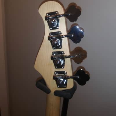 Bacchus BJB Jazz Bass w/Dual Humbucker Sunburst 9 lbs image 5