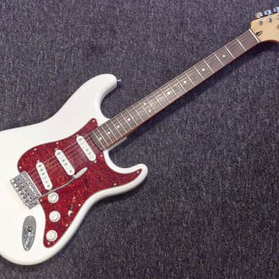 Squier 2007 First Issue Vintage Modified Stratocaster image 2