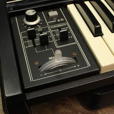 Roland Sh 2 [75518] (09/08) image 12