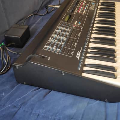 Solton TS4K (1989) Arranger Synth & Drum Machine image 8