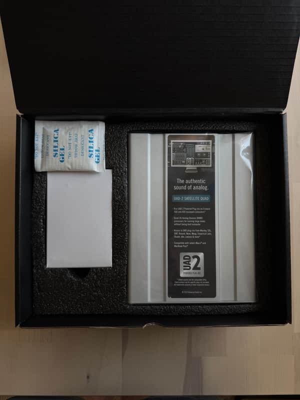 Universal Audio UAD-2 Satellite QUAD Core Firewire DSP Accelerator