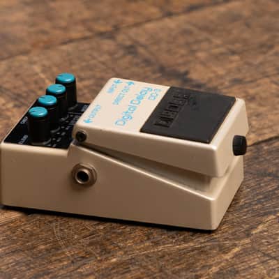 1990 Boss DD-3 Digital Delay - Long Chip image 2