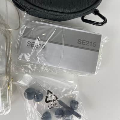 Shure SE215 Single Driver In-Ear Monitors, Clear image 3