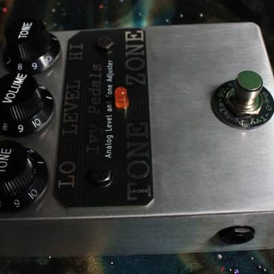Ivy Pedals Tone Zone - Shiny Silver/Black 2026 image 4