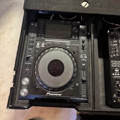 Pioneer DJM 900 NXS + 2 CDJ 2000 w/ Flight case image 4