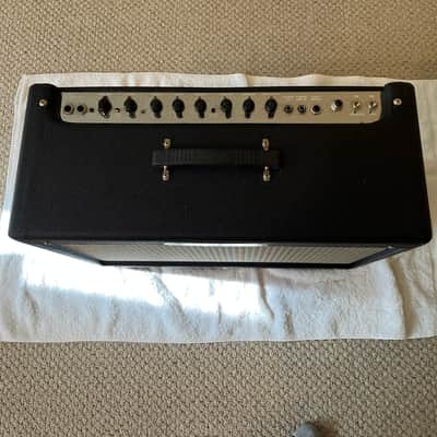 Fender Fender Hot Rod Deluxe 40W Tube Combo – Cover + Footswitch Circa 2000 to 2008 - Black Tolex with Silver and Grey Grill image 8