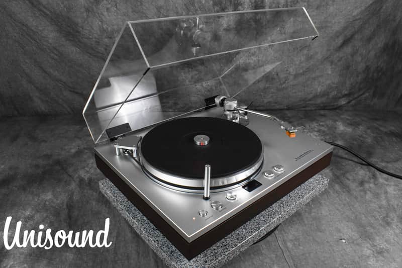 LUXMAN PD-171A Turntable Record Player Belt Drive in Excellent Condition image 1