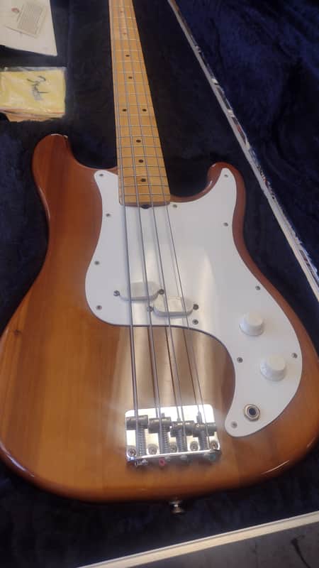 Fender Bullet Bass Deluxe (B-34) 1981 - 1983 | Reverb