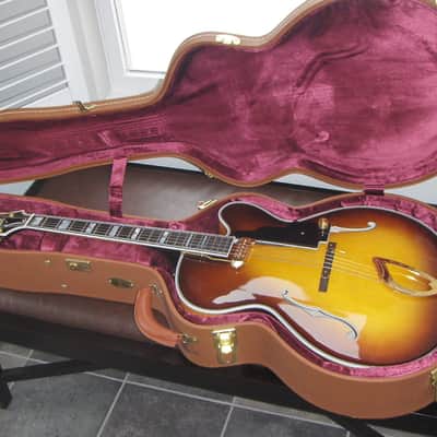 Guild 2013 Artist Award American Patriarch Electric Archtop Guitar with cutaway image 3