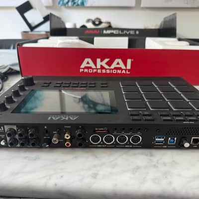Akai MPC Live II Standalone Sampler / Sequencer 2020 - Present - Black image 4