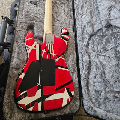 EVH Striped Series Electric Guitar 2013 - Present - Red/Black/White image 5