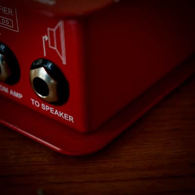 Radial JDX Reactor Amplifier Direct Box 2010s - Red image 8