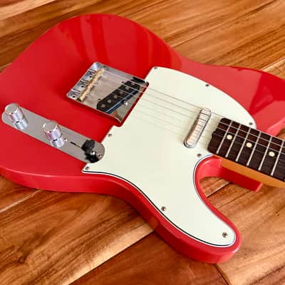 Fender Vintera II '60s Telecaster w/Rosewood Fretboard Fiesta Red Brass Saddles image 3