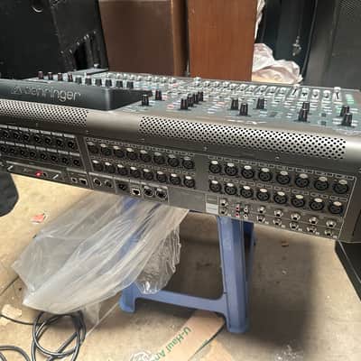 Behringer X32 digital mixer image 6