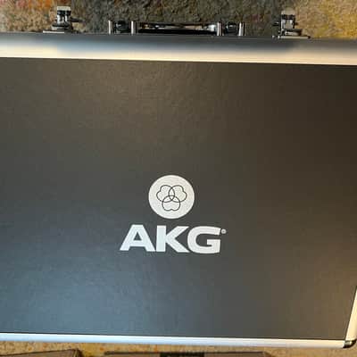 AKG P820 Tube Condenser Recording Microphone 2010's - black image 3