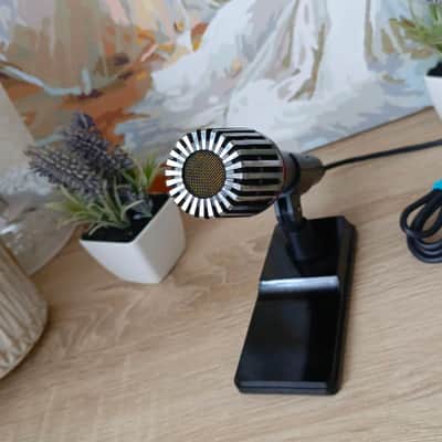 Lomo MD-300 dynamic microphne with XLR image 10