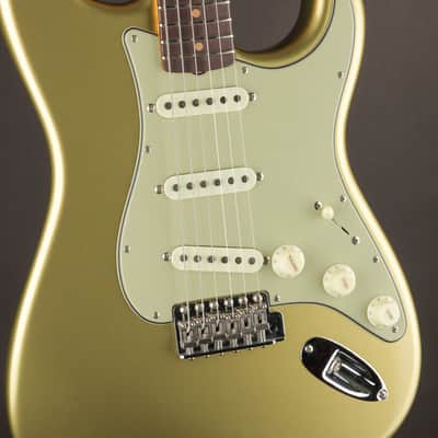 Fender Johnny A Signature Stratocaster Lydian Gold Metallic image 4