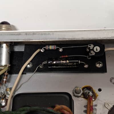 Fender Princeton 12-Watt 1x10" Guitar Combo 1970 - 1977 - Silverface imagen 9