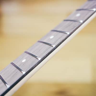 Stratocaster Neck – Maple & Rosewood | Unfinished | 21 Frets | Bone Nut image 7