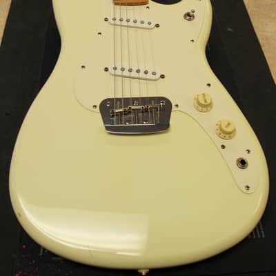 Fender Duo Sonic Reissue 1993 White image 2