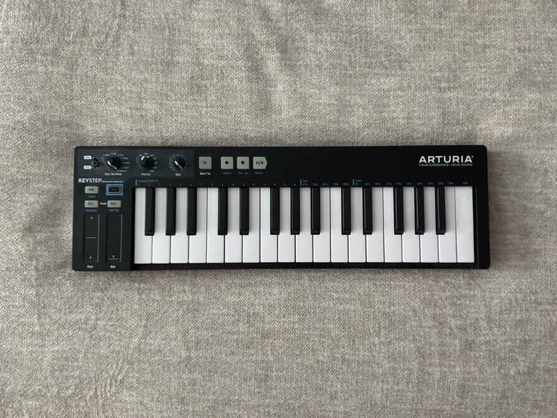 Arturia KeyStep 32-Key MIDI Controller 2019 - 2025 - Black image 1