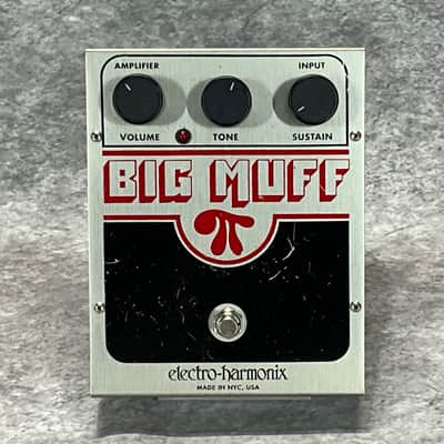 Electro-Harmonix Big Muff Pi 2000 - Present - Silver / Black / Red image 2