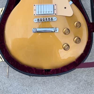 2009 Gibson Les Paul Traditional Gold Top image 2