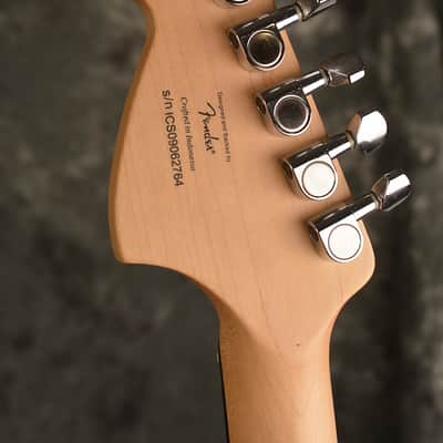 Squier by Fender Standard Fat Stratocaster Silver Sparkle w Deluxe Hardshell Case Included image 3