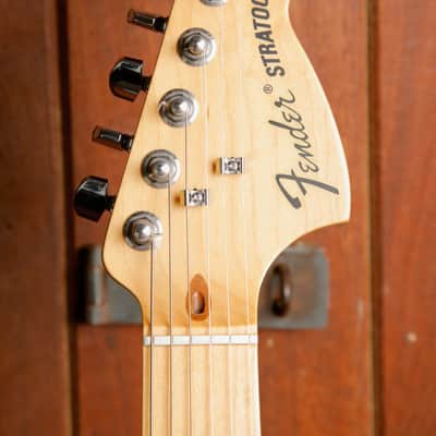 Fender American Special Stratocaster 2-Colour Sunburst Electric Guitar 2010 Pre-Owned image 3