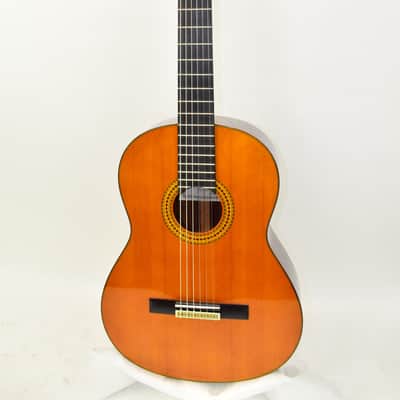 Yamaha GC22C Classical Acoustic Guitar, Natural image 2