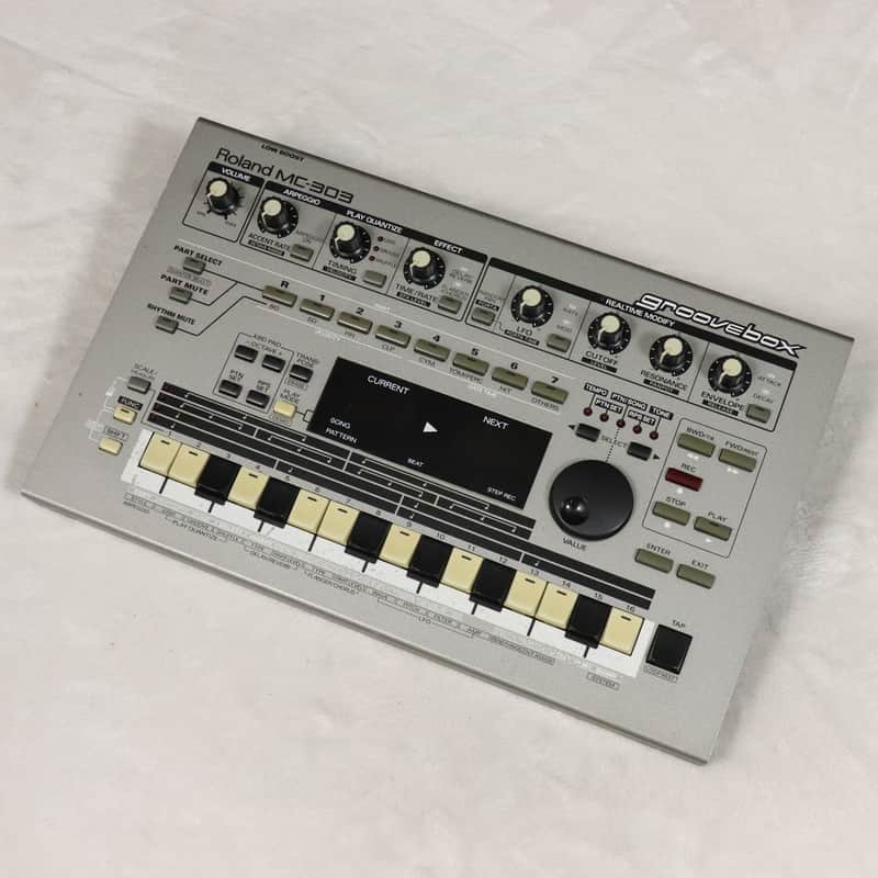 ROLAND MC-303 Groovebox [ZI85657] (04/03) | Reverb Canada